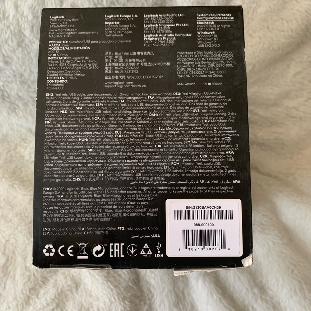 Blue Yeti Microphone - Picture 4 of 6